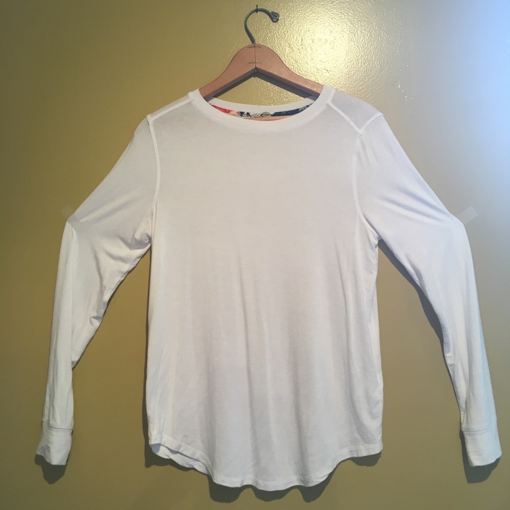 White long sleeve shirt